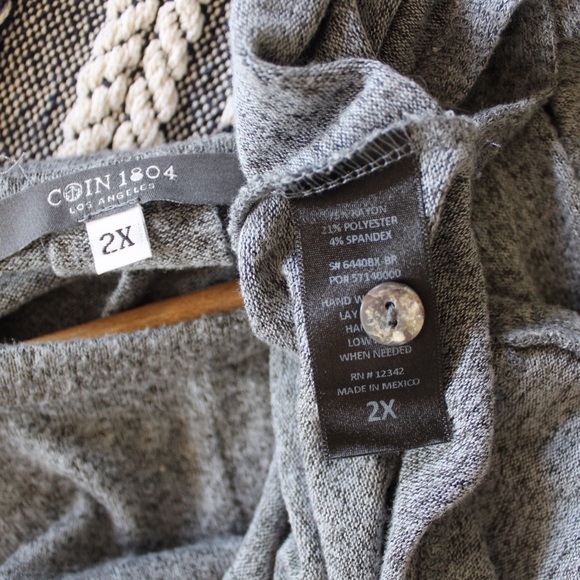 Coin 1804 Long Sleeve Pleat Tiered Button Back Tunic 2X Preowned - Picture 8 of 8